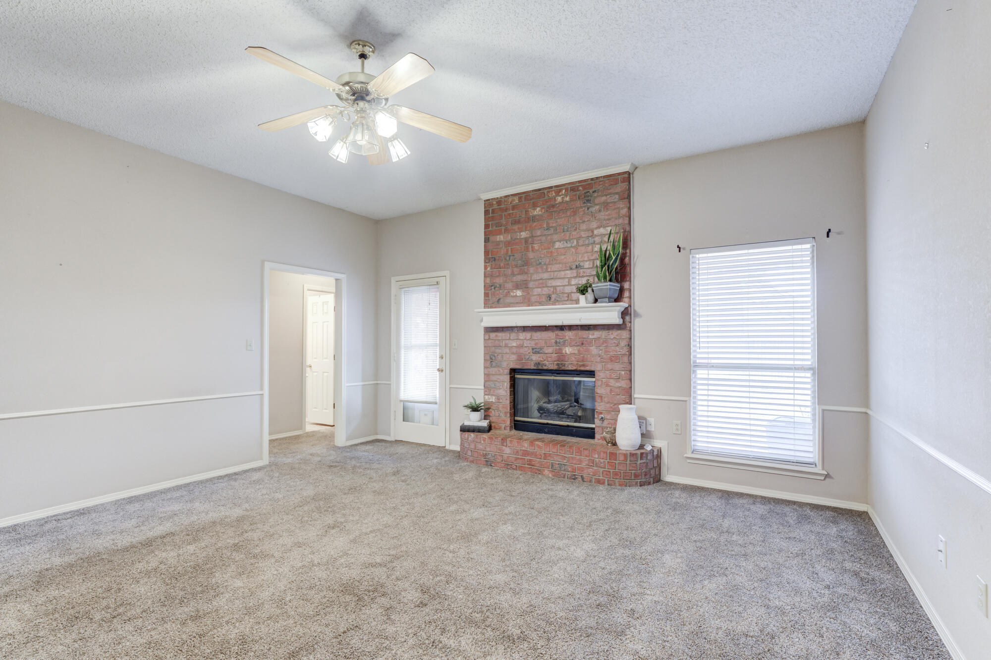 2328 93rd Place Lubbock, TX 79423 - Photo 9 of 31 wgp (8 of 33)