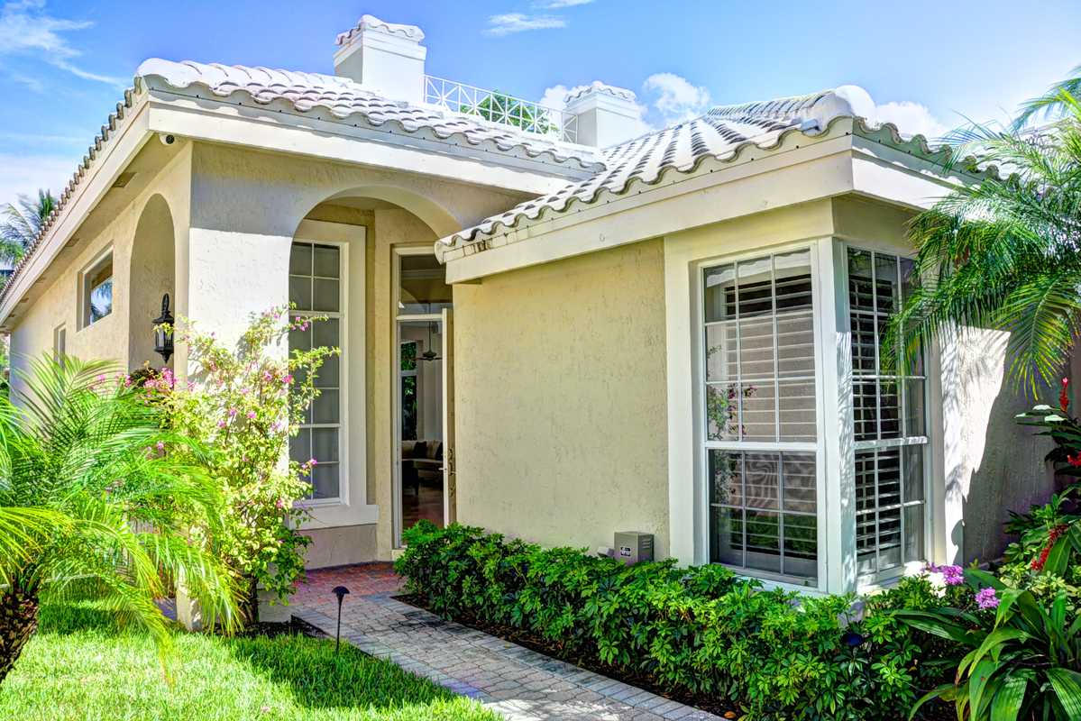 4060 Northwest 58th Lane Boca Raton, FL 33496 - Photo 2 of 25 UQTJ6R_still_enwy