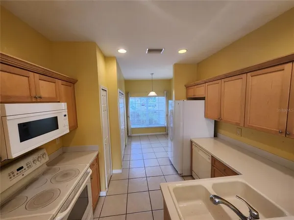 $1,600 | 11076 Winter Crest Drive, Riverview, FL 33569