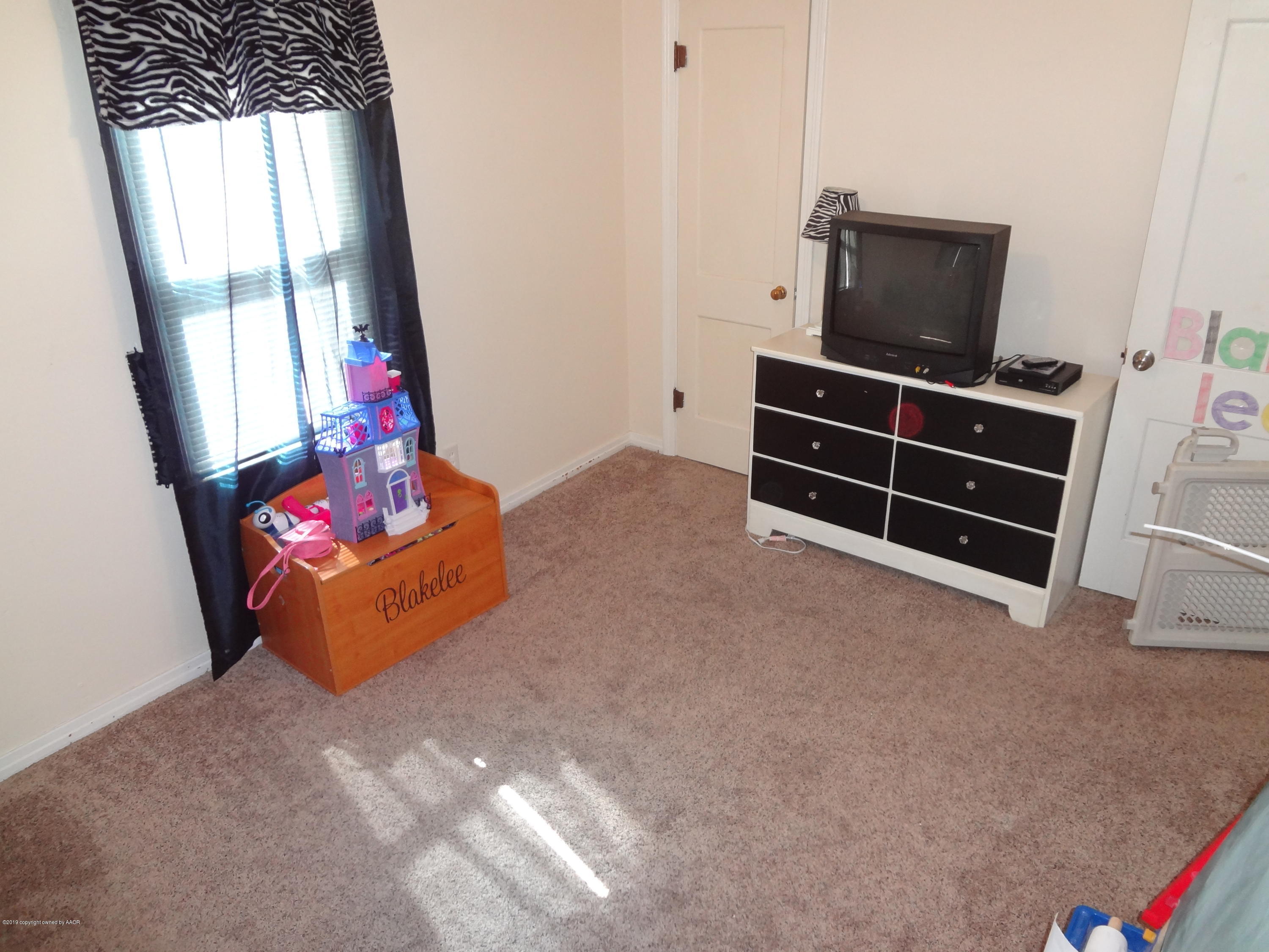 4311 Parker Street Amarillo, TX 79110 - Photo 6 of 9 DSC00447