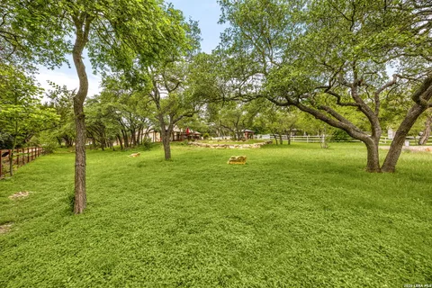 $815,000 | 244 Wentworth, Spring Branch, TX 78070