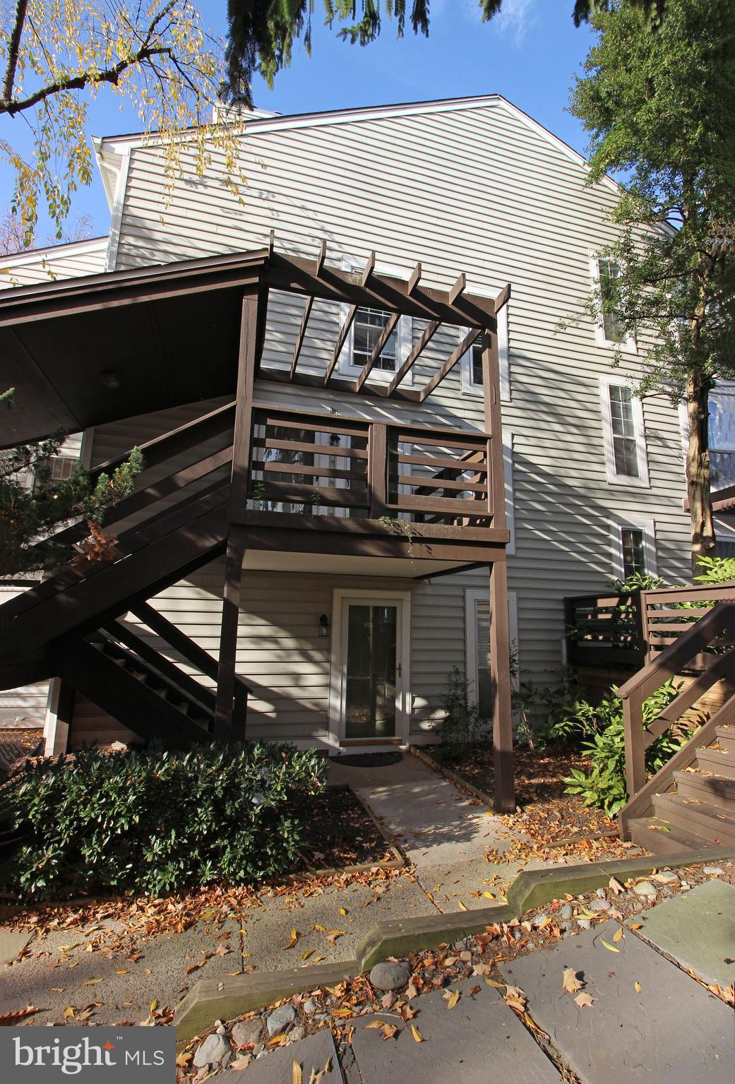 10182 Oakton Terrace Road Oakton, VA 22124 - Photo 1 of 23