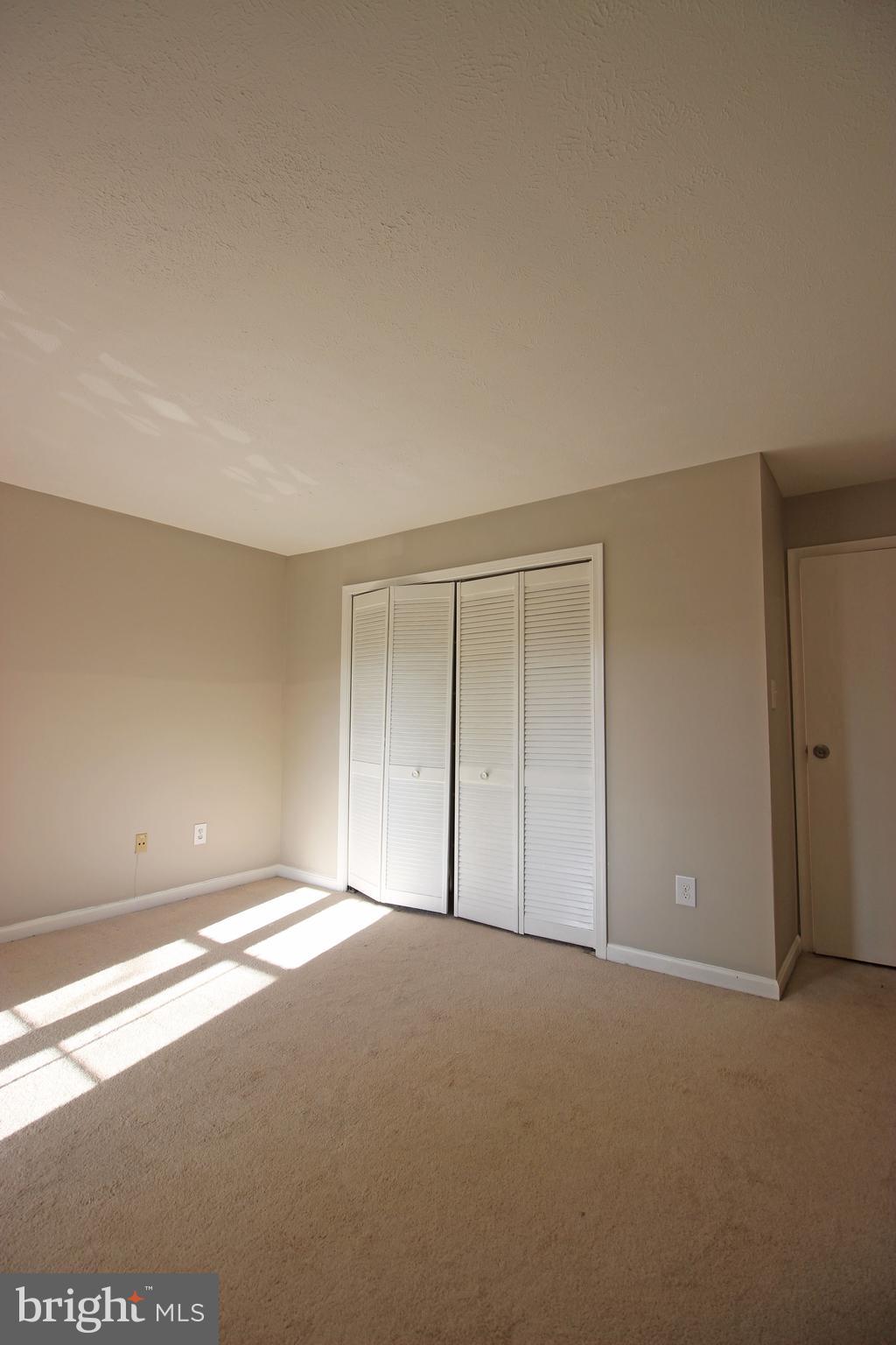 10182 Oakton Terrace Road Oakton, VA 22124 - Photo 15 of 23