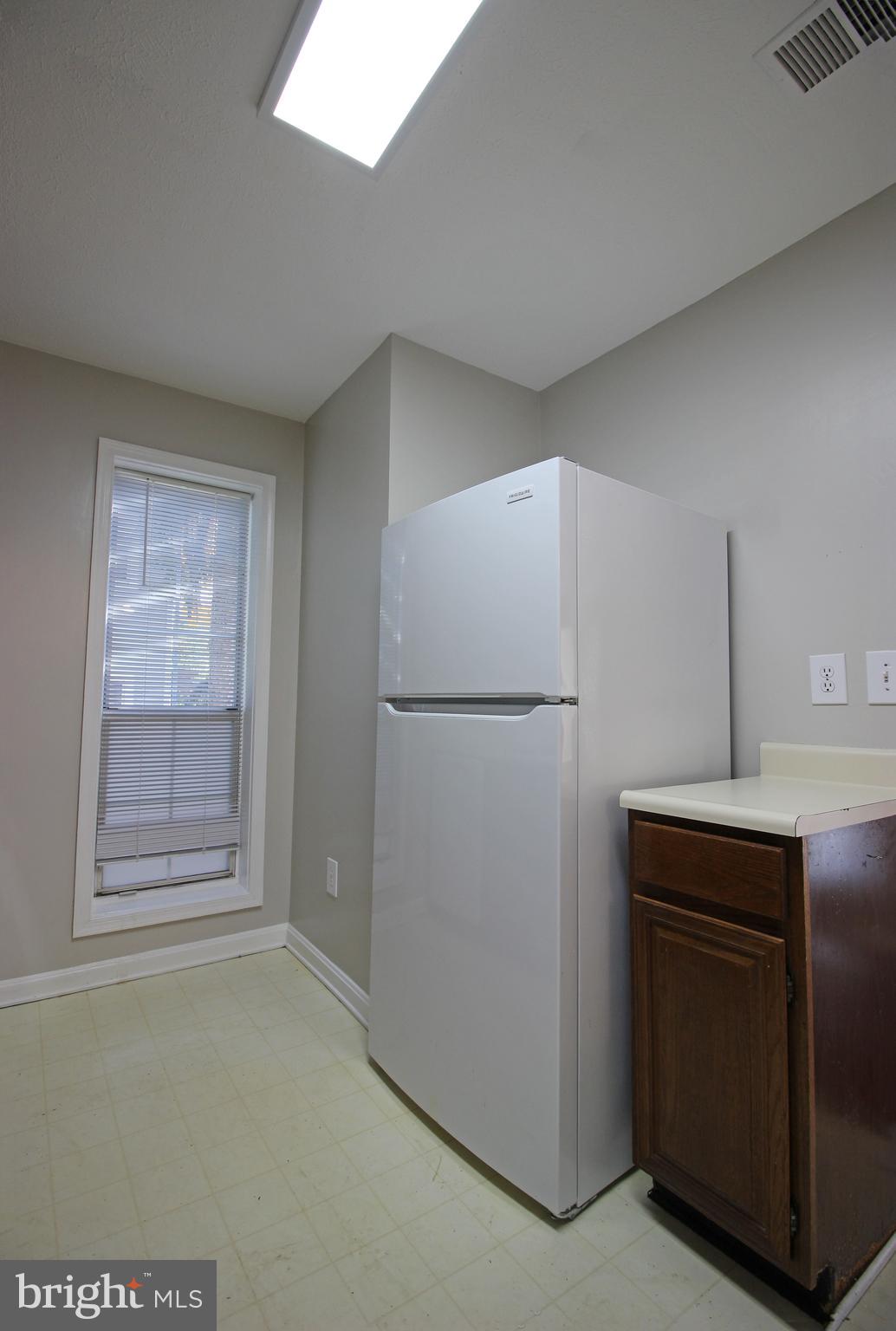 10182 Oakton Terrace Road Oakton, VA 22124 - Photo 3 of 23