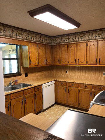 12116 Virginia Avenue Foley, AL 36535 - Photo 7 of 17