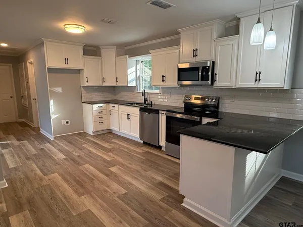 $234,700 | 3248 Highway 79, Henderson, TX 75652