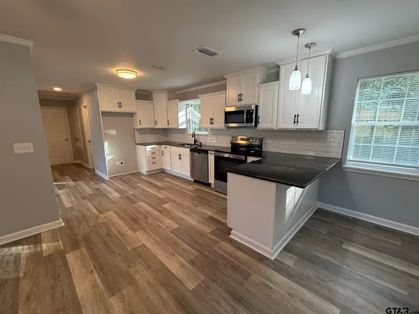 $234,700 | 3248 Highway 79, Henderson, TX 75652