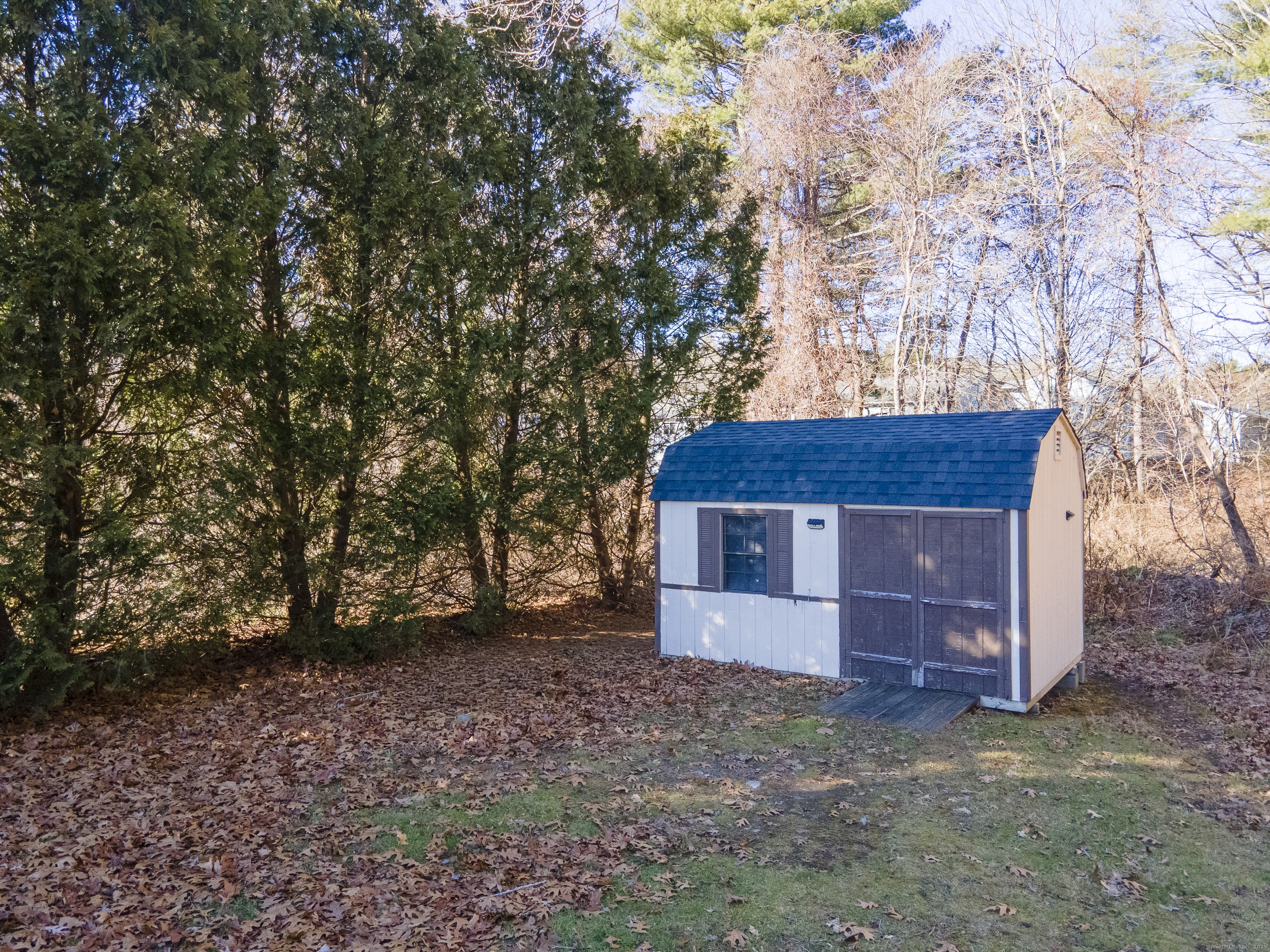 230 Cemetery Road Plainfield, CT 06374 - Photo 6 of 29 a house that has a tree in front of it