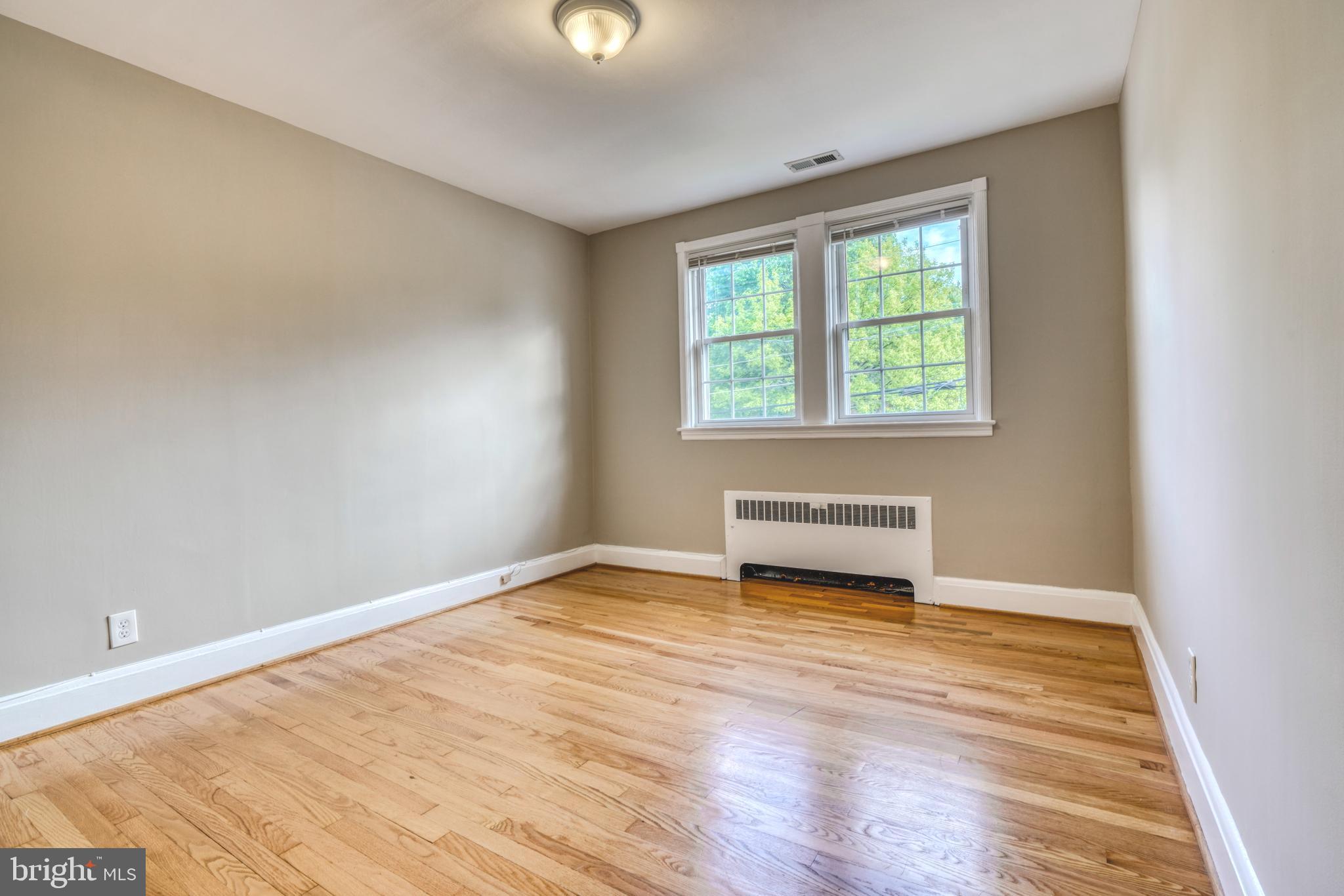 217 Dumbarton Road Baltimore, MD 21212 - Photo 14 of 33