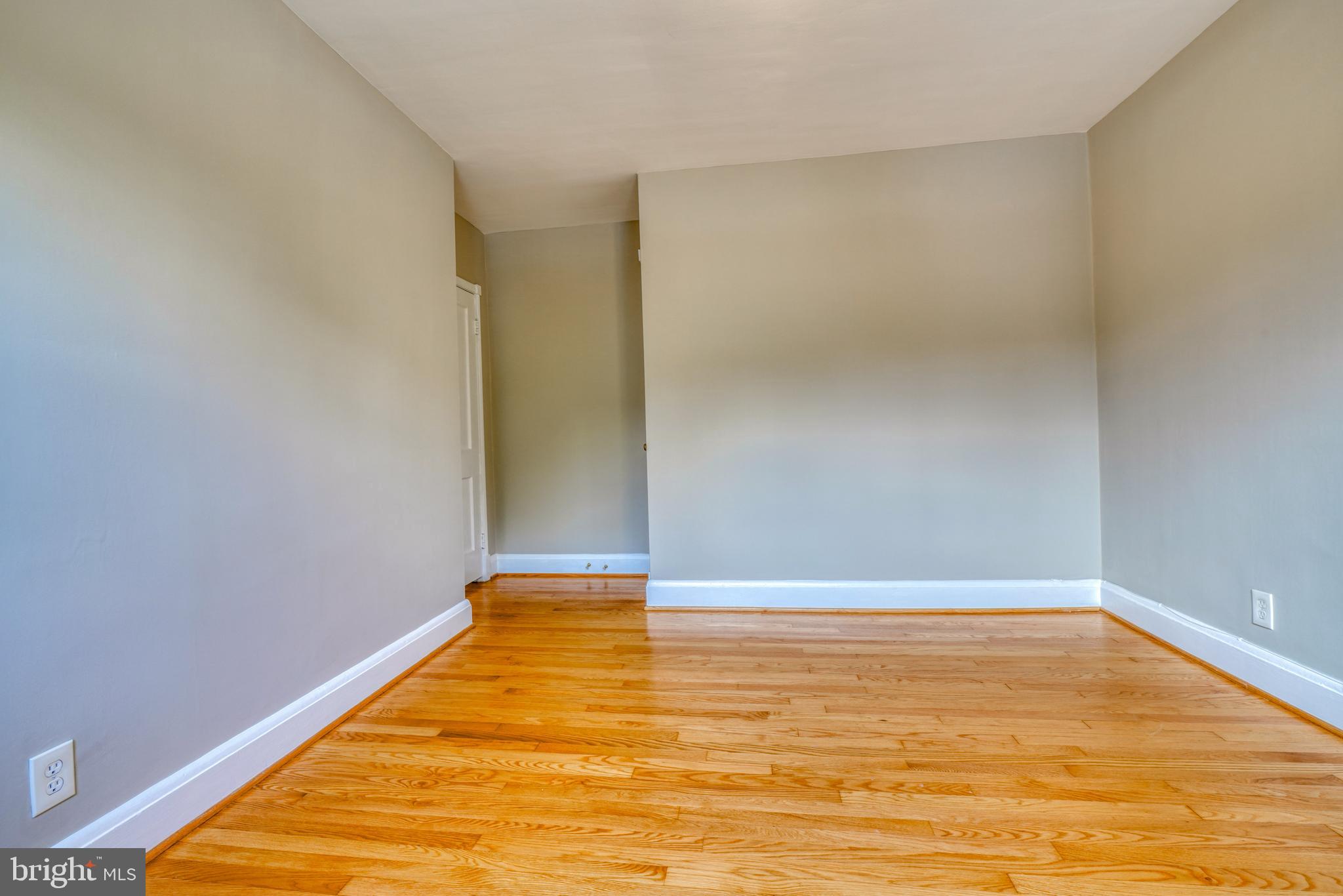 217 Dumbarton Road Baltimore, MD 21212 - Photo 15 of 33