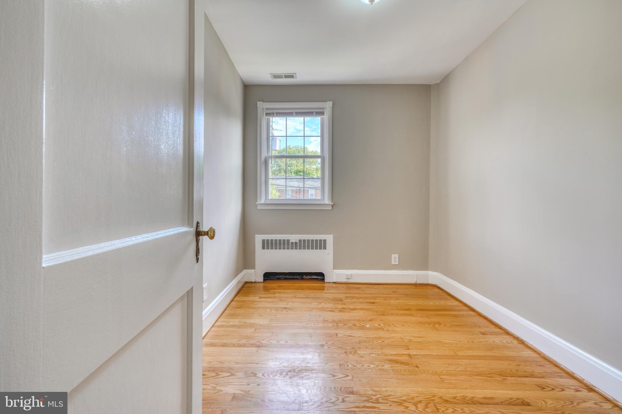 217 Dumbarton Road Baltimore, MD 21212 - Photo 16 of 33 Bedroom #3