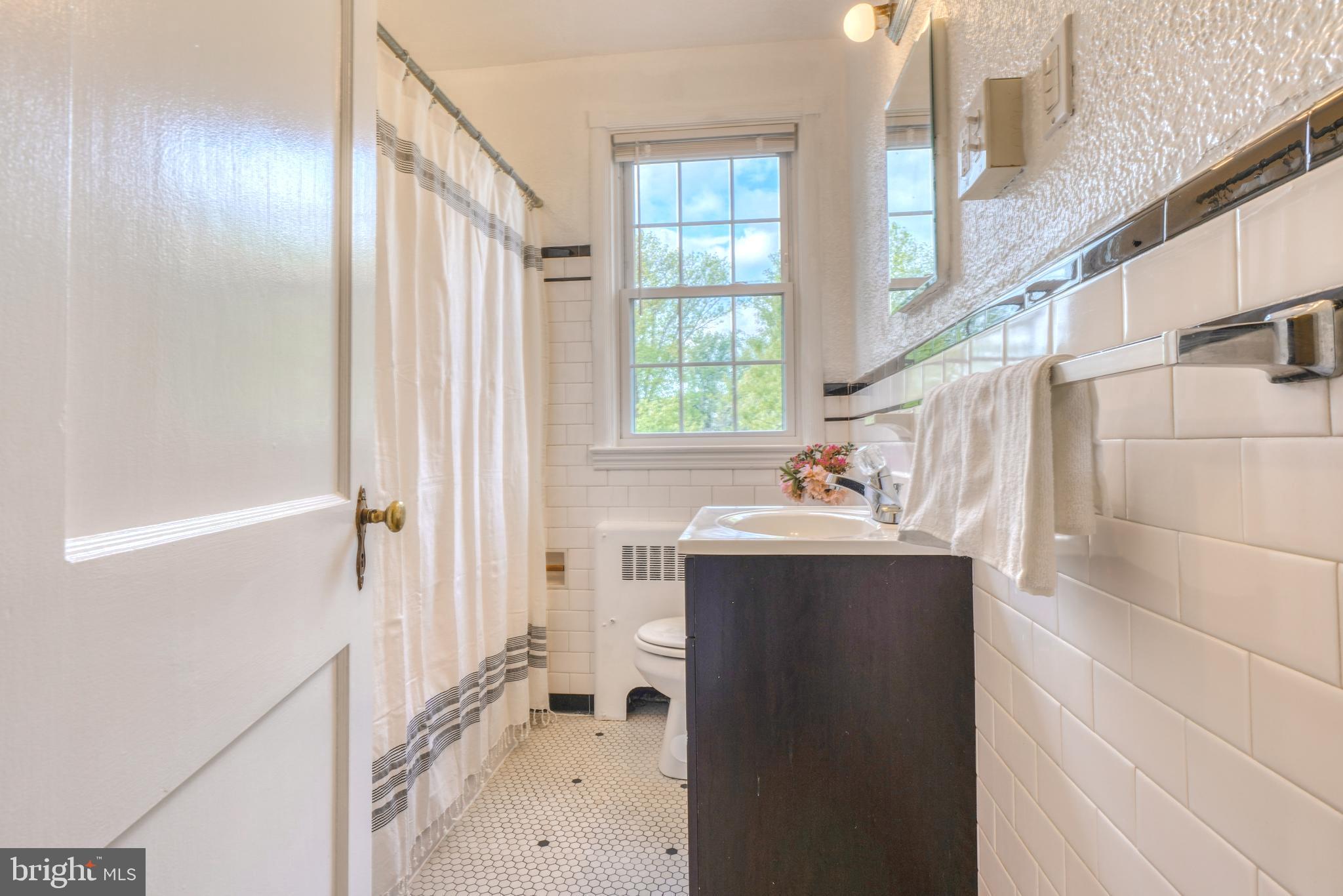 217 Dumbarton Road Baltimore, MD 21212 - Photo 19 of 33 2nd Flr- Full BA