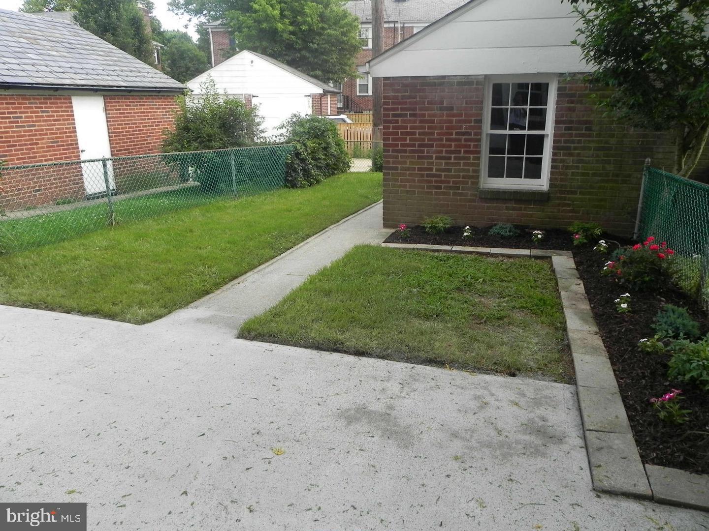 217 Dumbarton Road Baltimore, MD 21212 - Photo 29 of 33 Patio