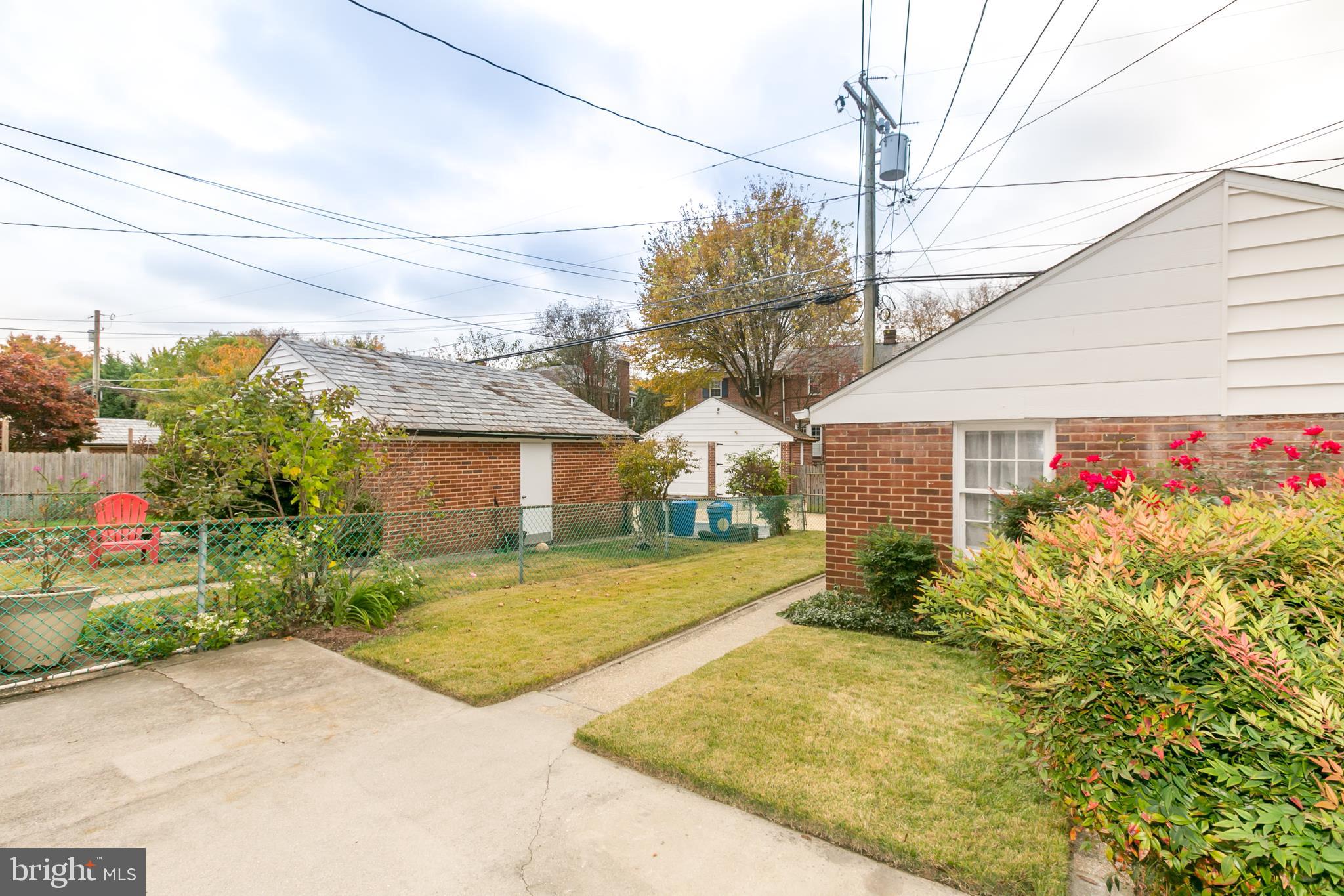 217 Dumbarton Road Baltimore, MD 21212 - Photo 30 of 33 Patio and Rear yard view