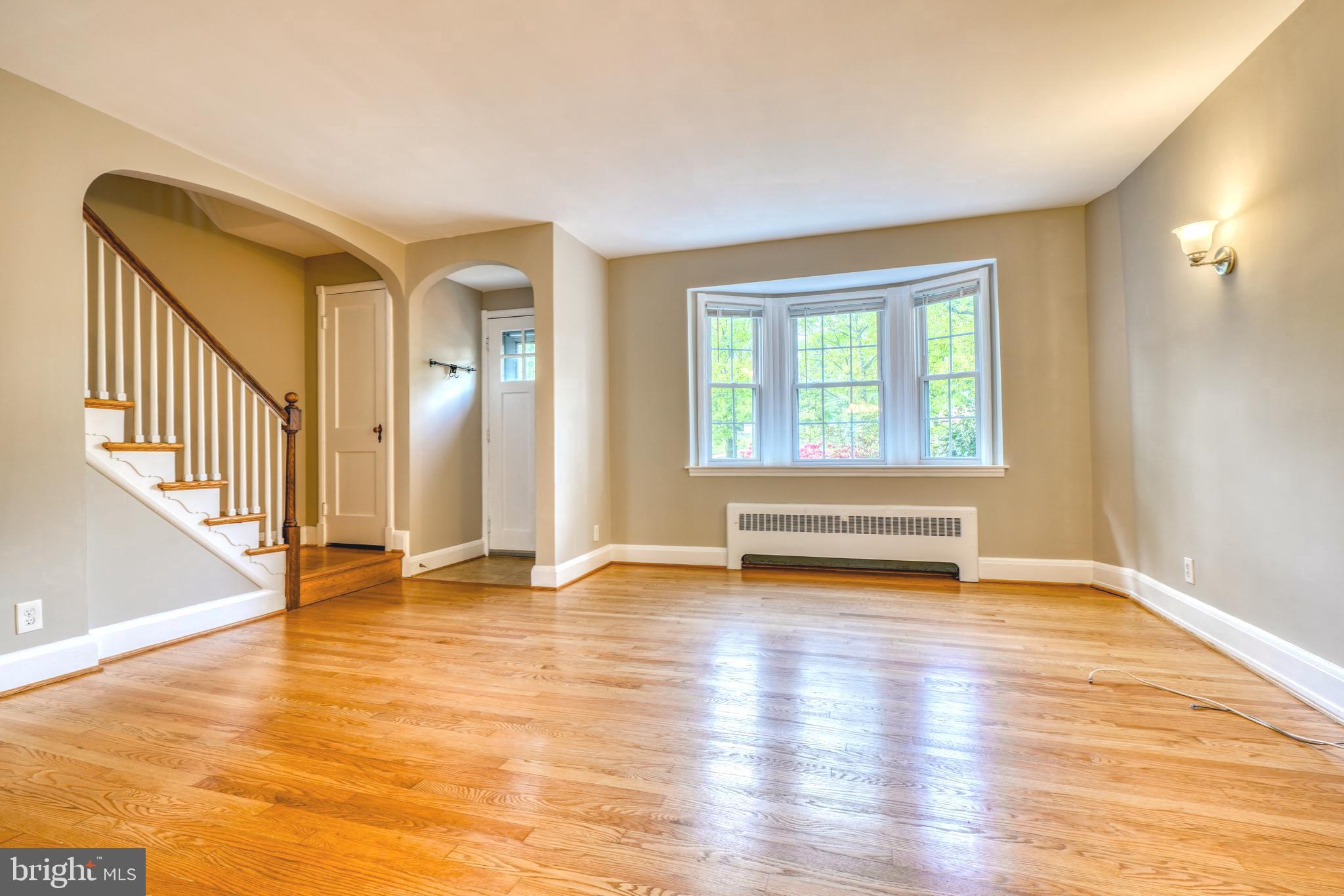 217 Dumbarton Road Baltimore, MD 21212 - Photo 4 of 33 Living Room- freshly painted