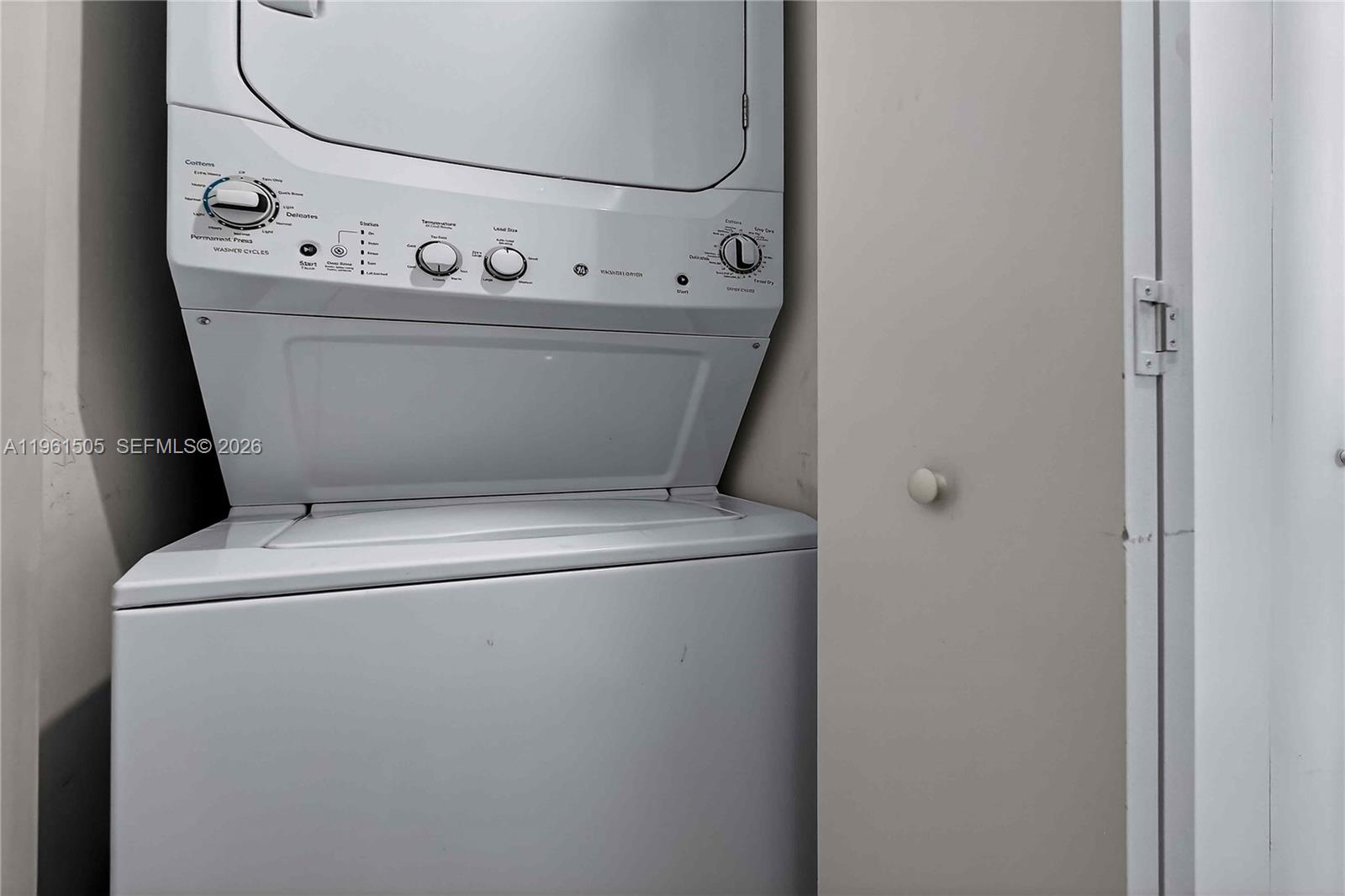 45 Southwest 9th Street, Unit 3807 Miami, FL 33130 - Photo 24 of 55