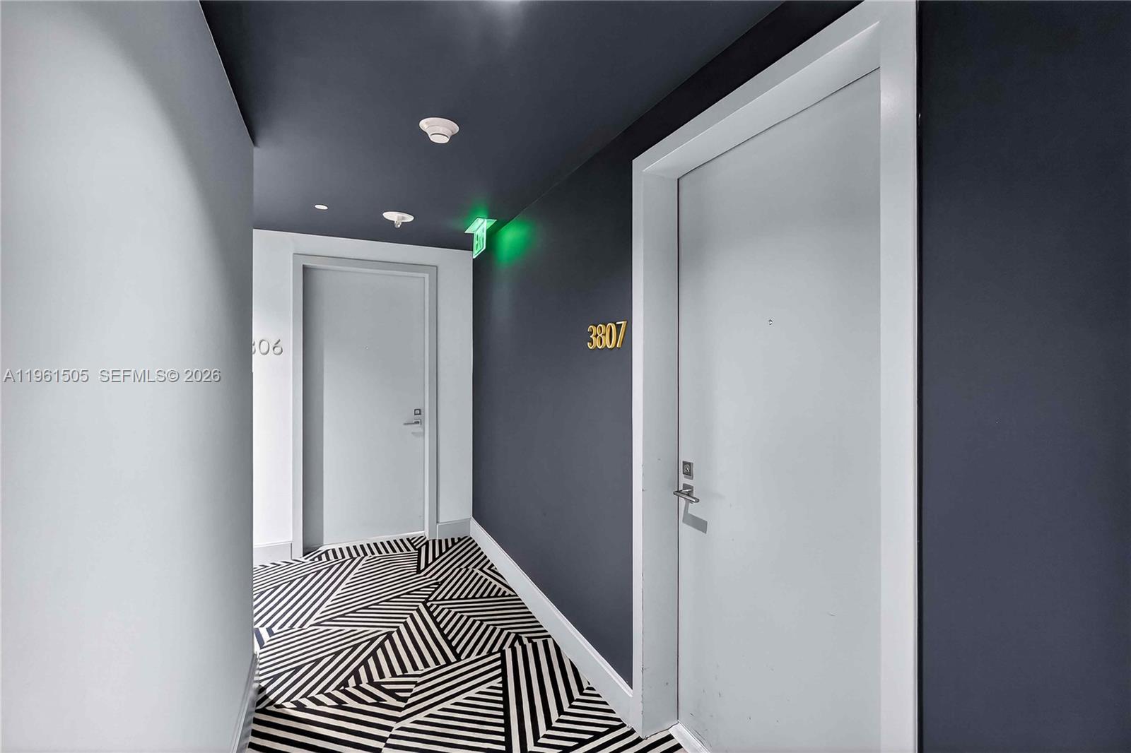 45 Southwest 9th Street, Unit 3807 Miami, FL 33130 - Photo 25 of 55