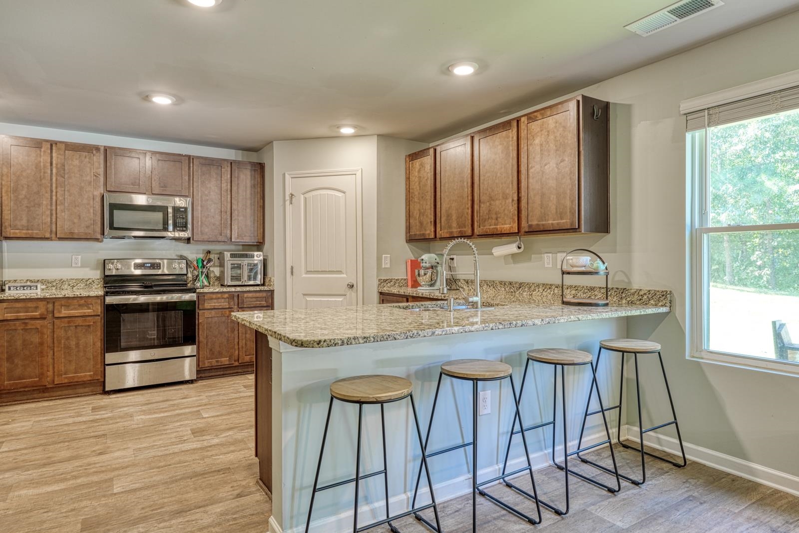 1281 Twin Bridge Road Gaffney, SC 29341 - Photo 11 of 48
