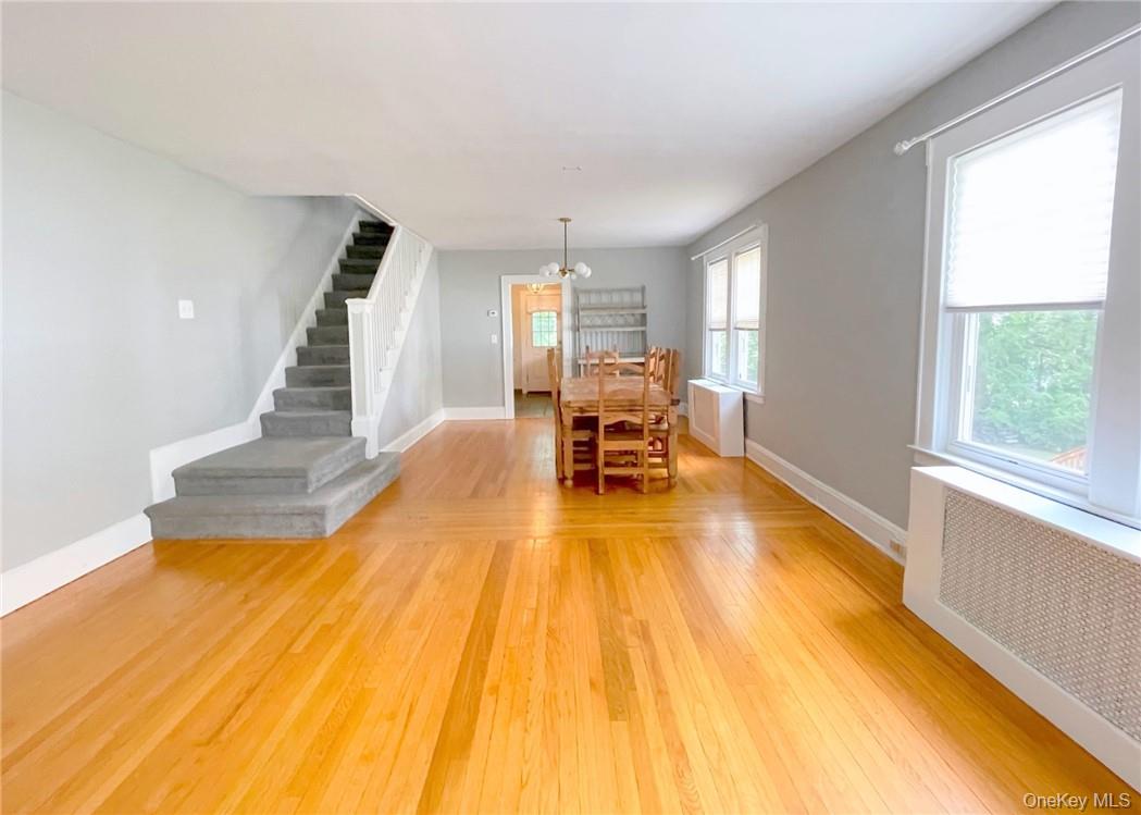 306 Soundview Avenue, Unit RIGHT Mamaroneck, NY 10543 - Photo 7 of 28 Living room open to Dining room