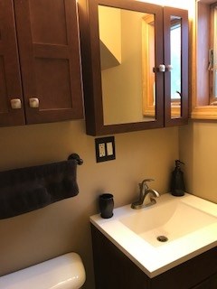 617 Chandler Road Hartford, VT 05001 - Photo 25 of 34 Gallery Image 25