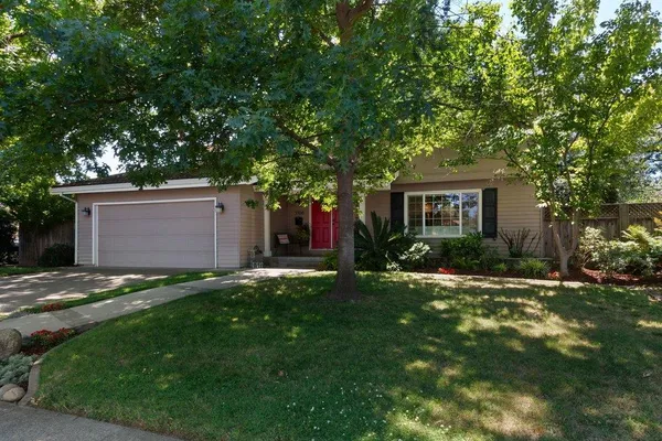 $890,000 | 5308 Jamiewood Court, Carmichael, CA 95608