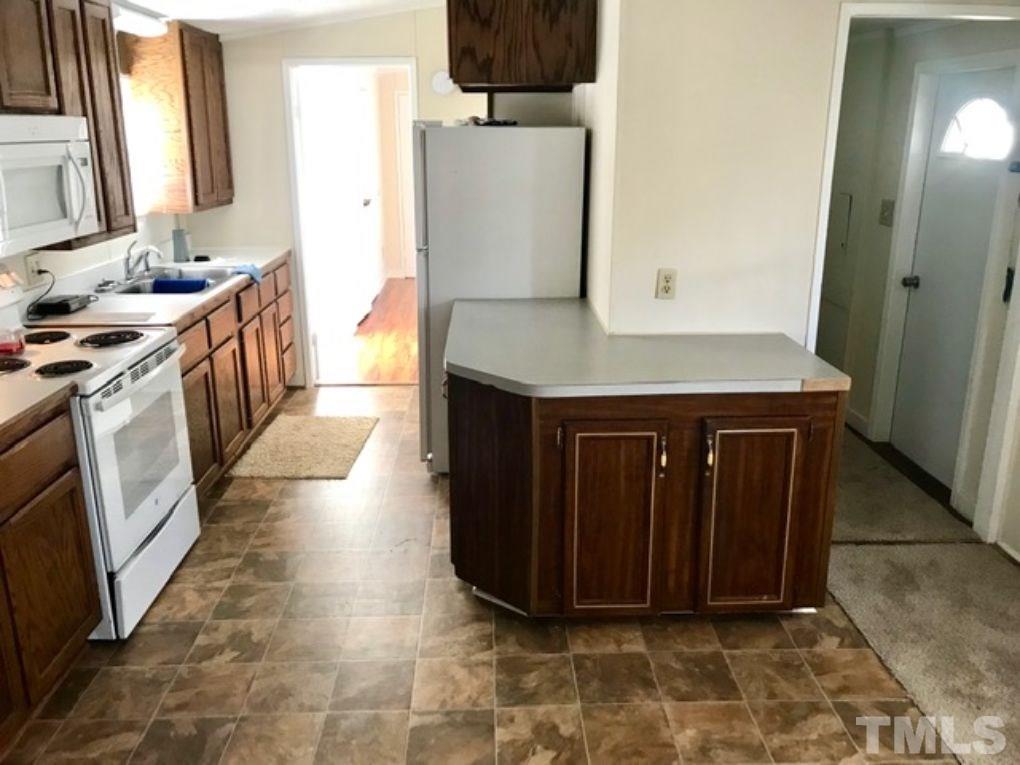 805 Butts Road Angier, NC 27501 - Photo 7 of 10 Gallery Image 7