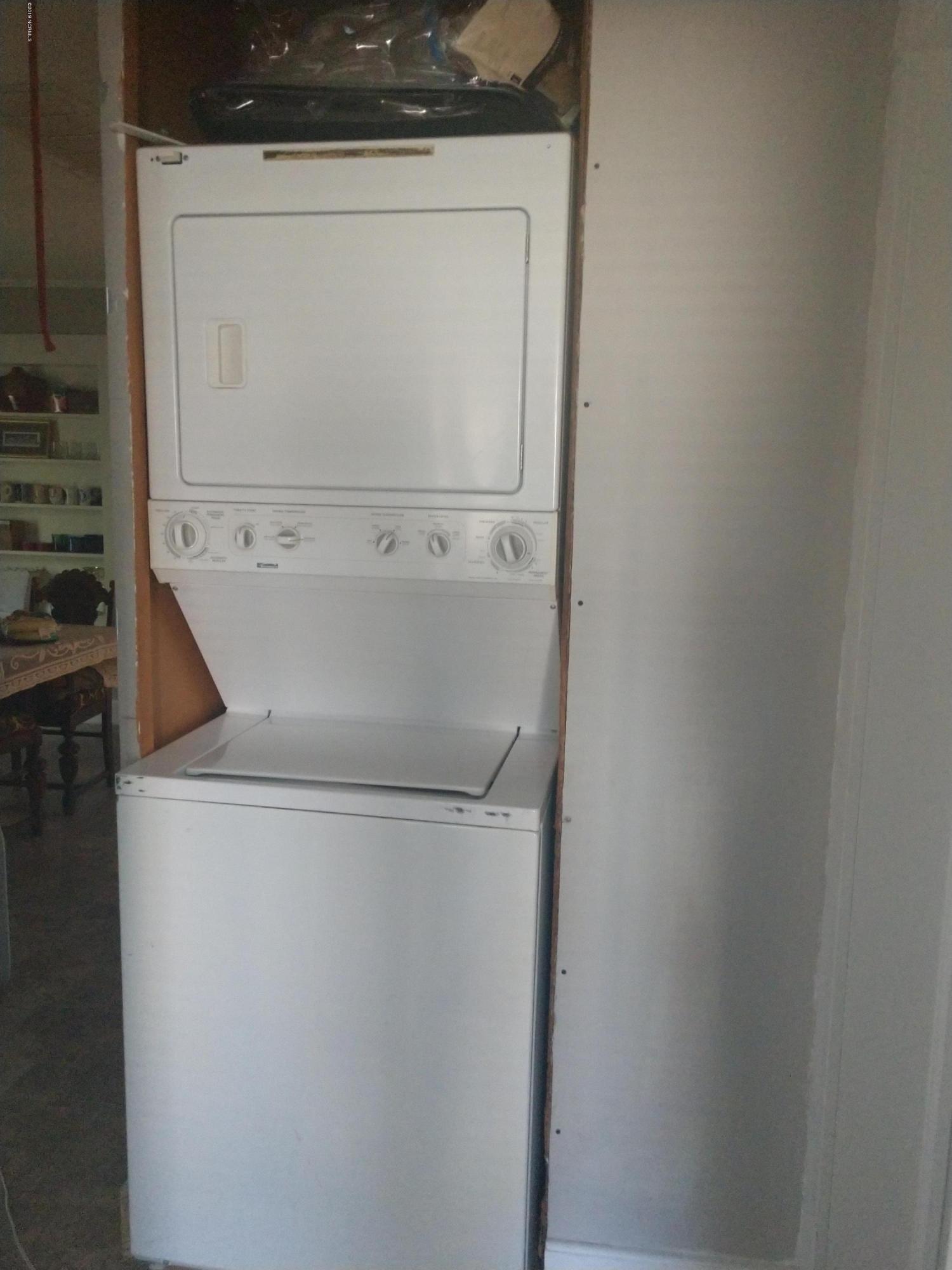 3200 Oaks Road New Bern, NC 28560 - Photo 22 of 38 Laundry