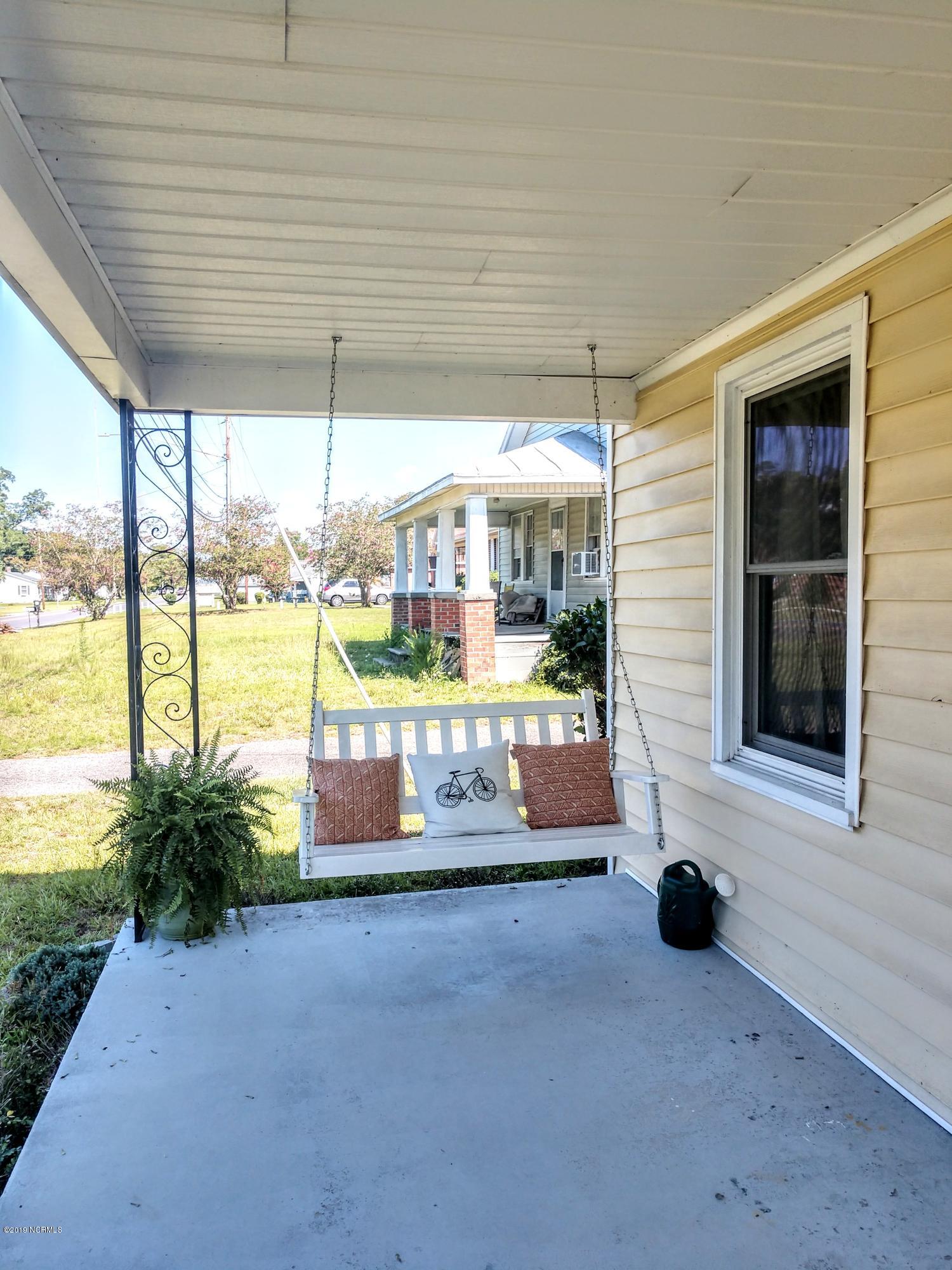 3200 Oaks Road New Bern, NC 28560 - Photo 33 of 38 IMG_20190804_103946589_HDR~2