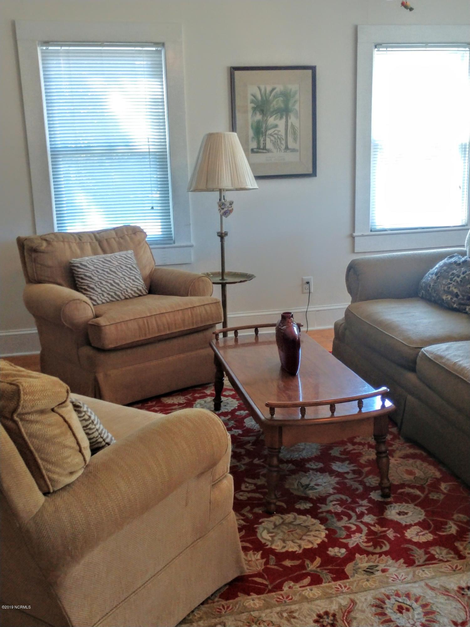 3200 Oaks Road New Bern, NC 28560 - Photo 6 of 38 Living