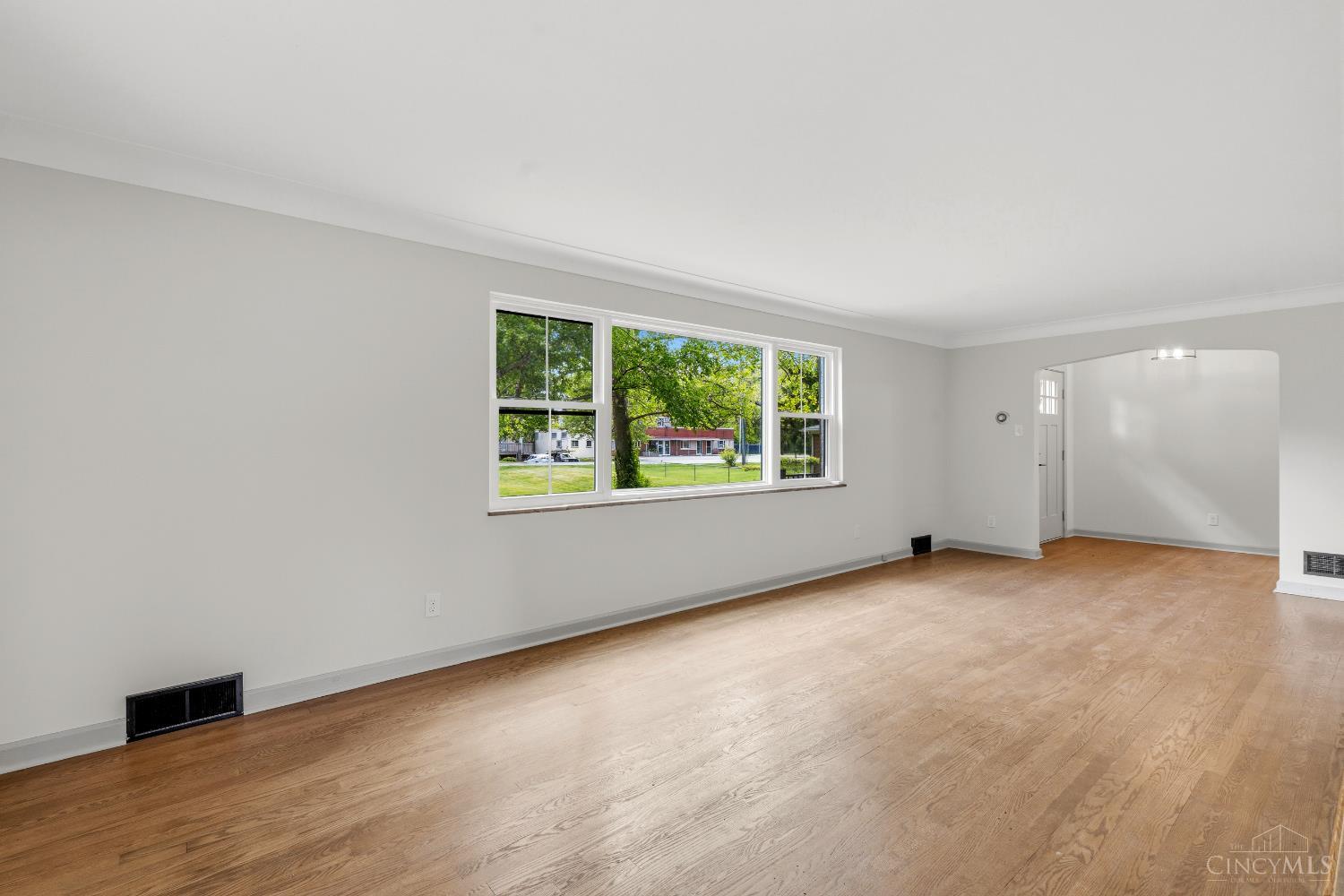 2836 Banning Road Cincinnati, OH 45239 - Photo 7 of 43