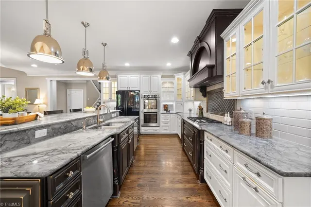 $1,025,000 | 5611 Goldenberry Court, Winston-Salem, NC 27106