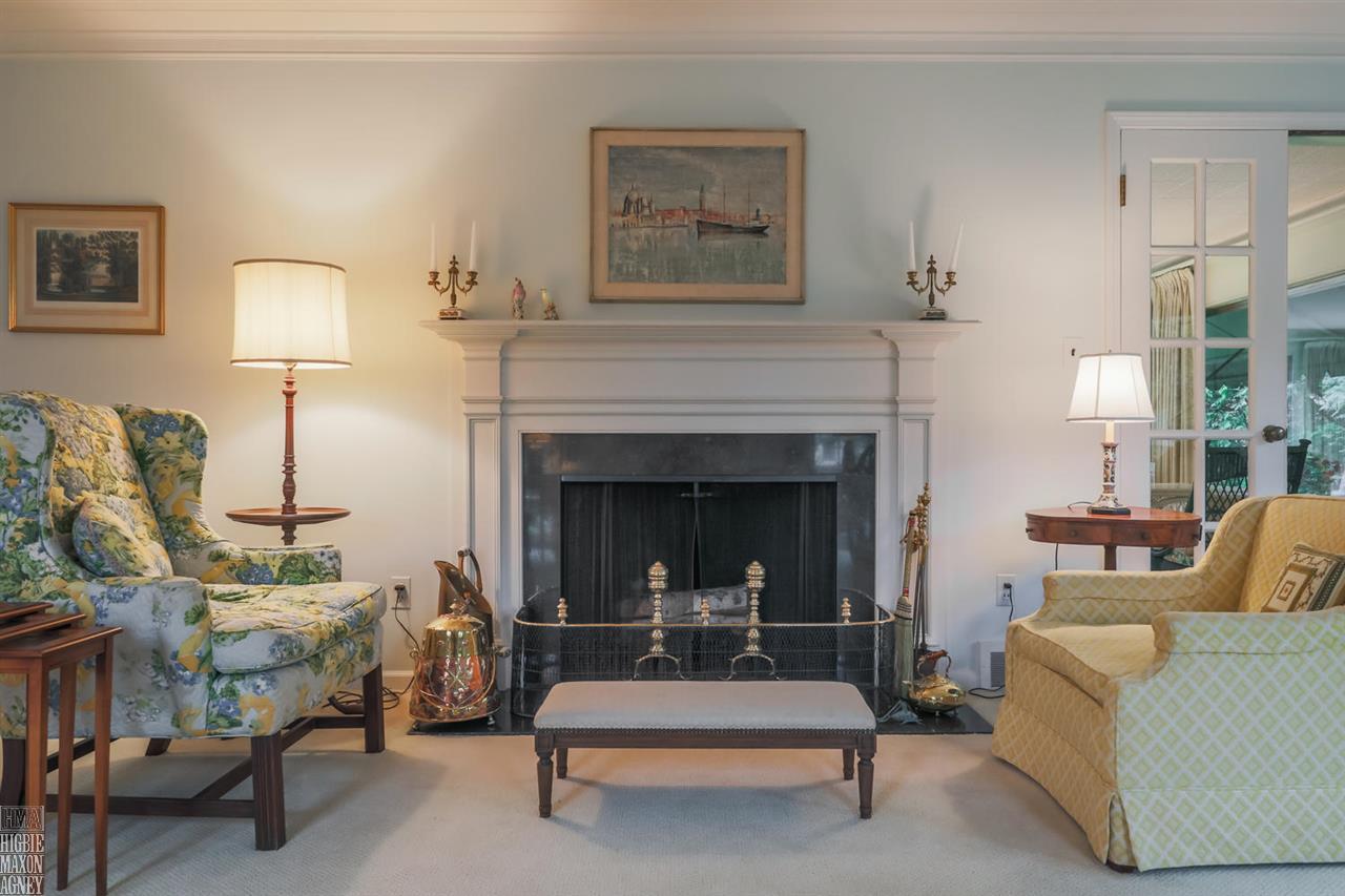 82 Cloverly Road Grosse Pointe Farms, MI 48236 - Photo 2 of 40