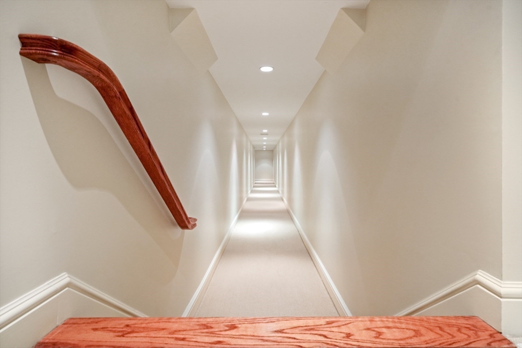 70 Old Farm Road Wellesley, MA 02481 - Photo 20 of 38 a view of entryway