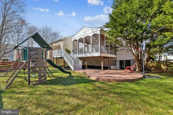 $965,000 | 42921 Spyder Place, Chantilly, VA 20152