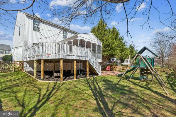 $965,000 | 42921 Spyder Place, Chantilly, VA 20152