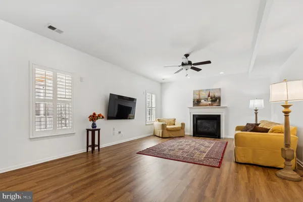 $965,000 | 42921 Spyder Place, Chantilly, VA 20152