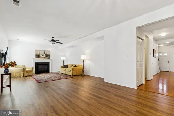 $965,000 | 42921 Spyder Place, Chantilly, VA 20152