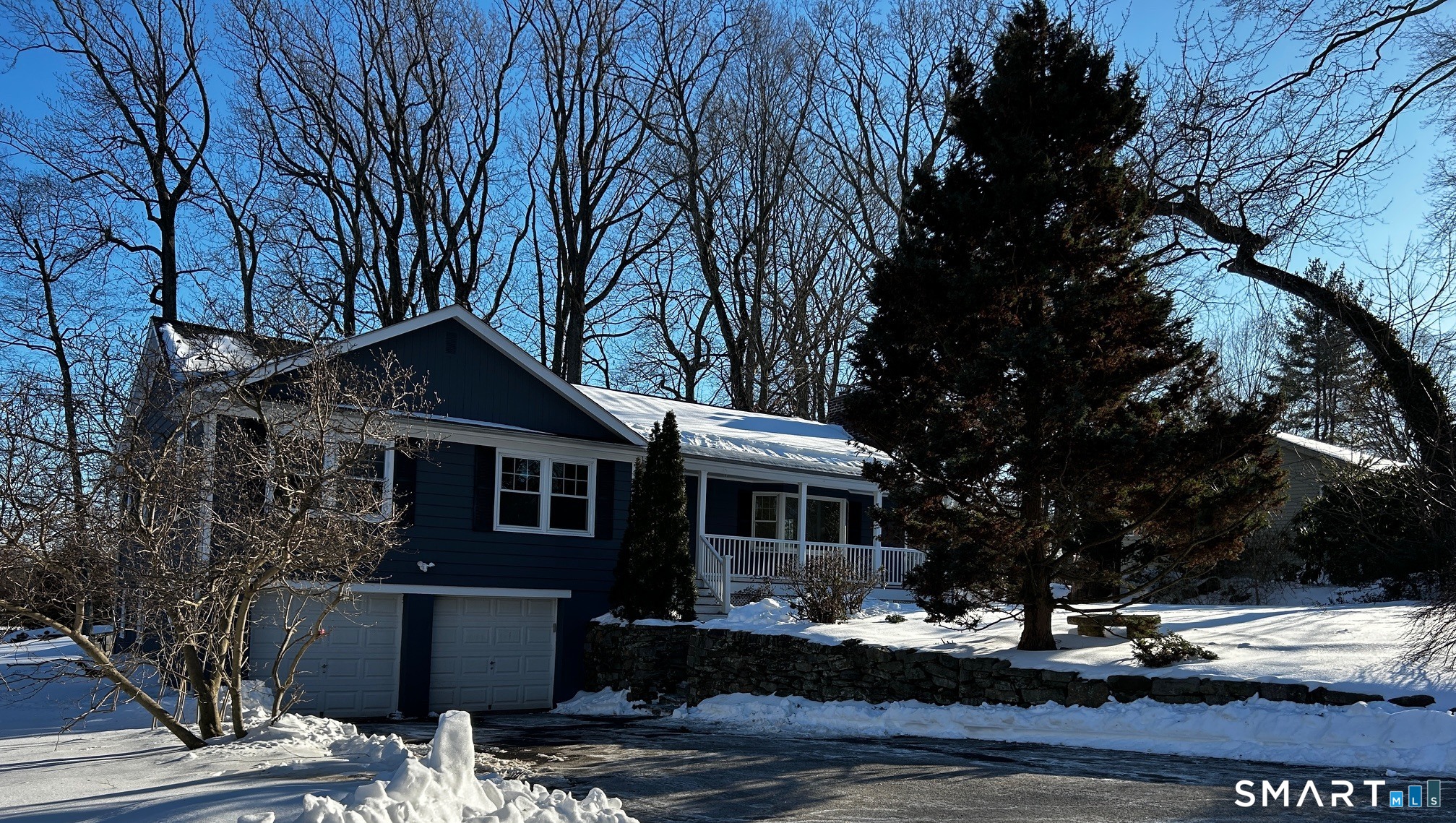 97 Godfrey Road Fairfield, CT 06825 - Photo 2 of 26