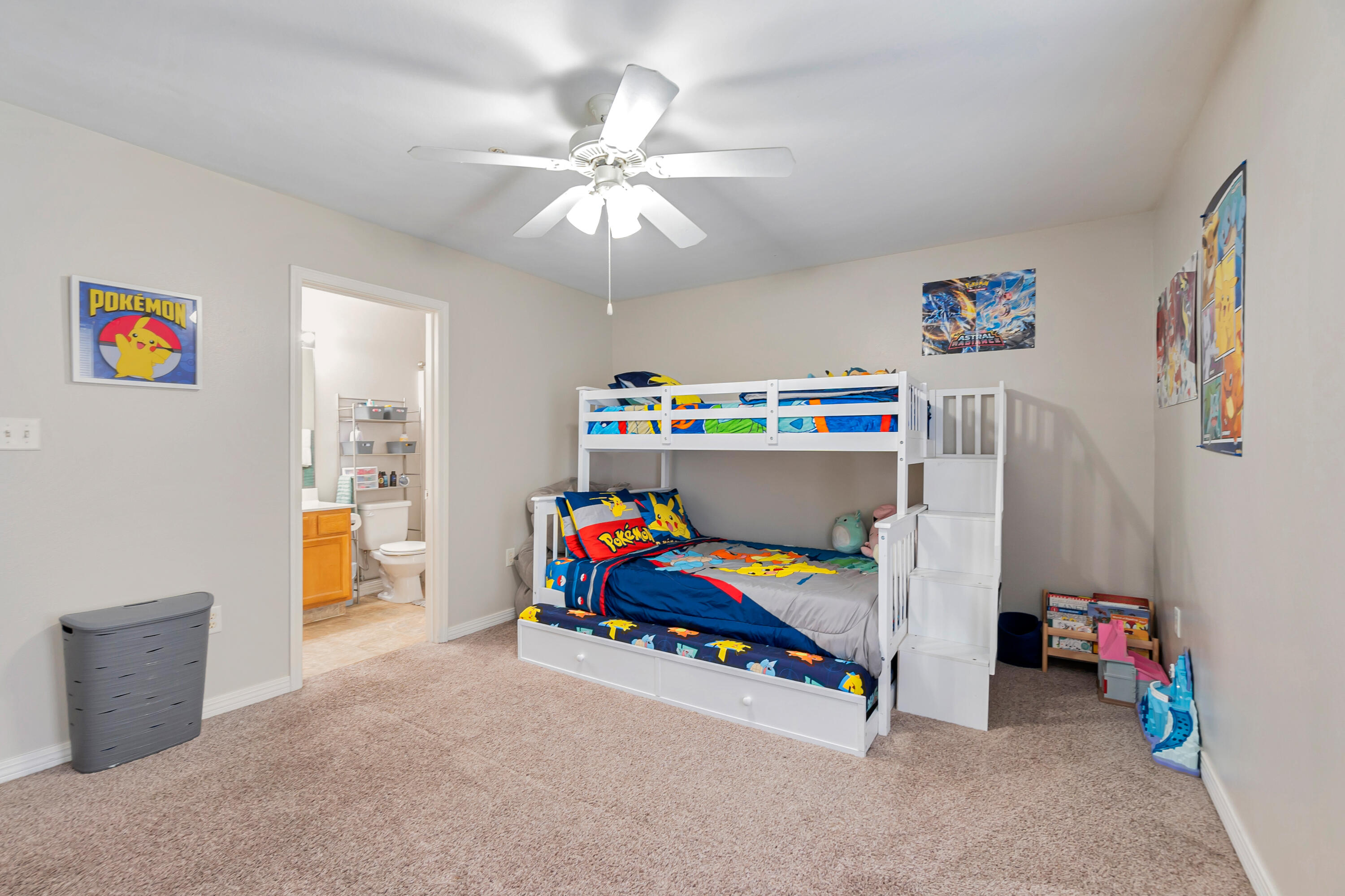 17 Southeast Shell Avenue, Unit C1 Fort Walton Beach, FL 32548 - Photo 20 of 24 a children room with toys and a fan