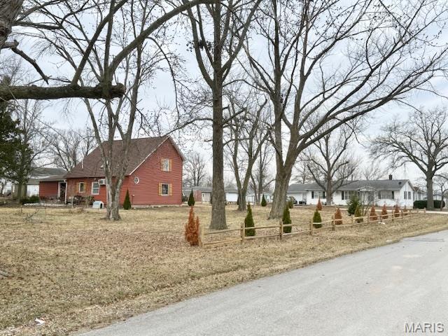203 South Madison Street Perry, MO 63462 - Photo 4 of 43
