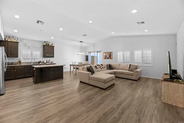 $599,999 | 34289 Solstice Street, Winchester, CA 92596