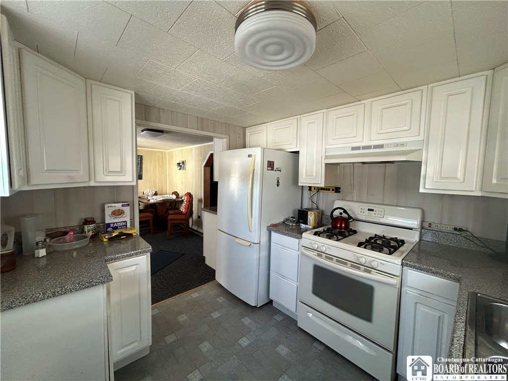 2555 Bowen Road Randolph, NY 14747 - Photo 10 of 17