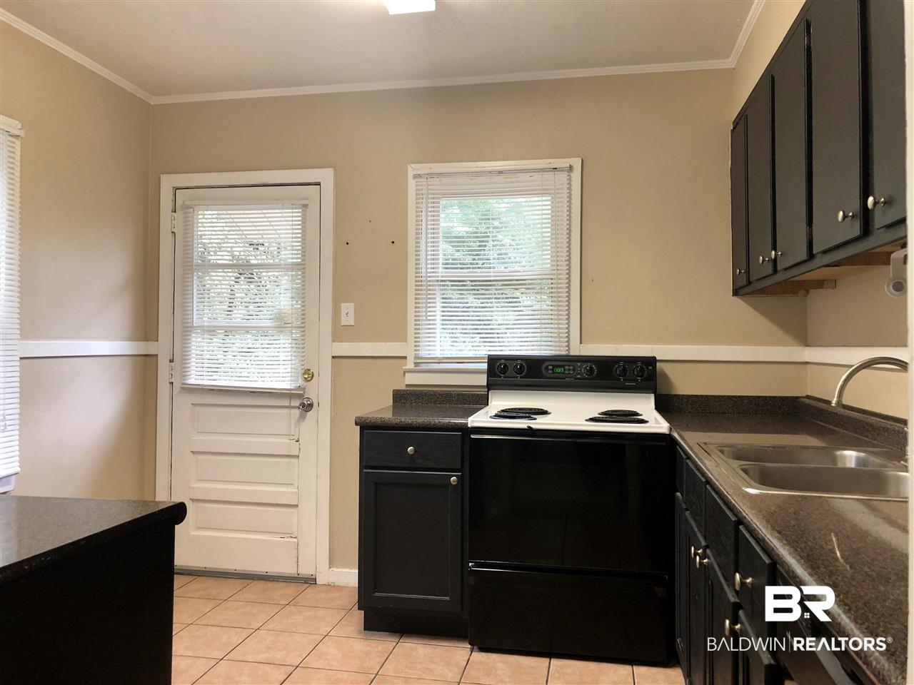 257 Wacker Lane North Mobile, AL 36608 - Photo 8 of 17