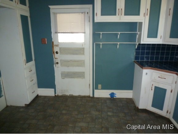 1145 North Walnut Street Springfield, IL 62702 - Photo 8 of 11