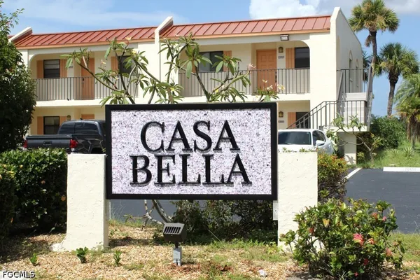 $1,700 | 16361 Dublin Circle, Unit 203, Fort Myers, FL 33908