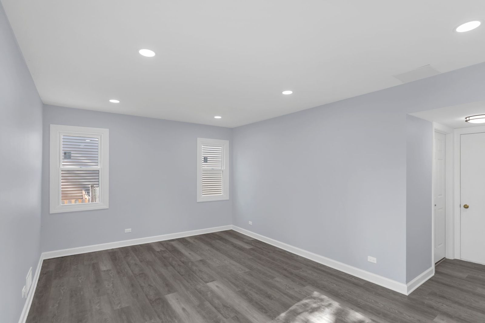 27W125 Chestnut Lane Winfield, IL 60190 - Photo 15 of 33