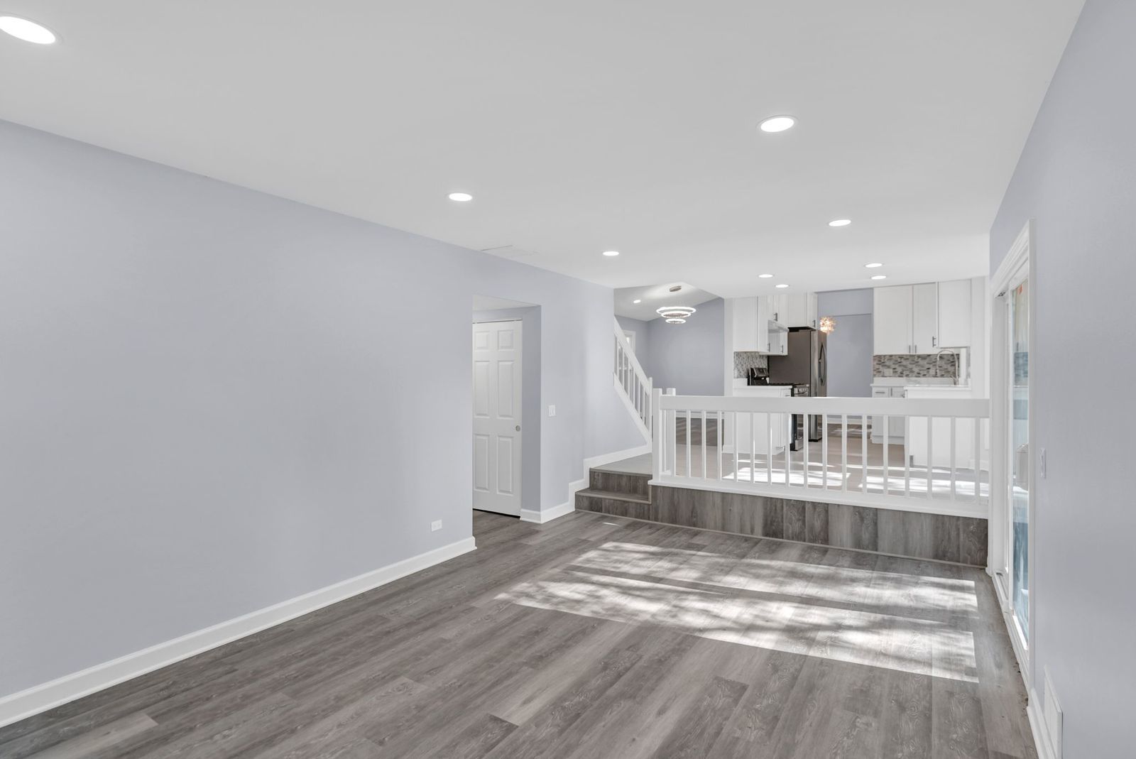 27W125 Chestnut Lane Winfield, IL 60190 - Photo 16 of 33