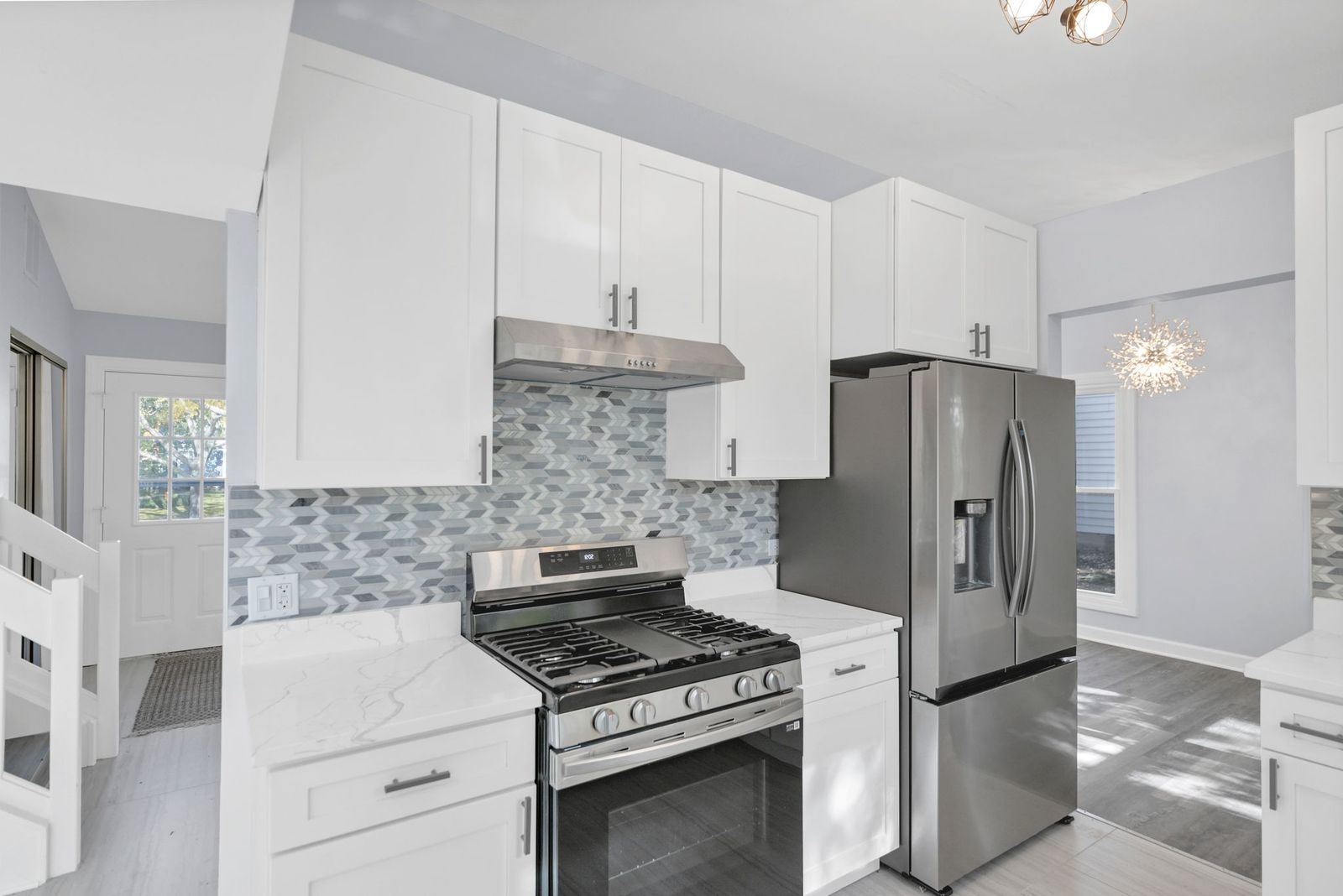 27W125 Chestnut Lane Winfield, IL 60190 - Photo 19 of 33