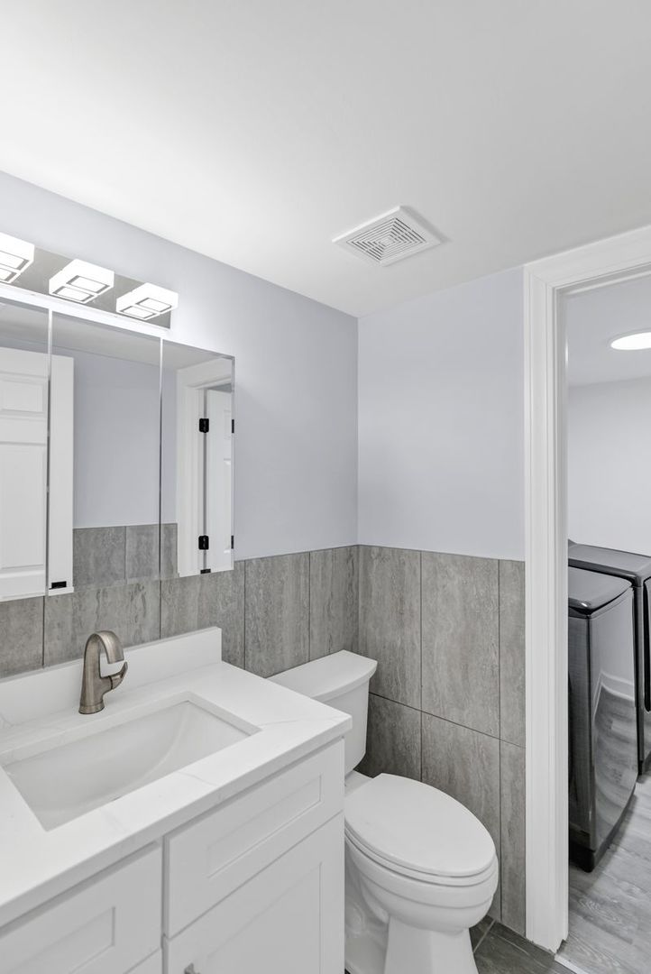 27W125 Chestnut Lane Winfield, IL 60190 - Photo 21 of 33