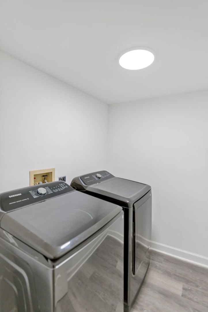 27W125 Chestnut Lane Winfield, IL 60190 - Photo 22 of 33